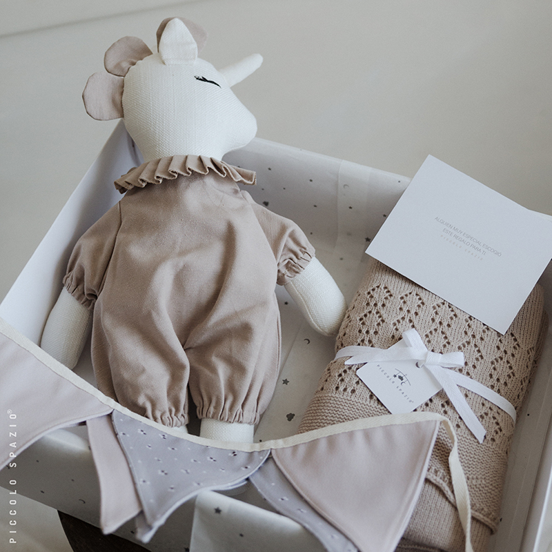 Gift Box para bebé con peluche de unicornio y frazada personalizables-Piccolo Spazio
