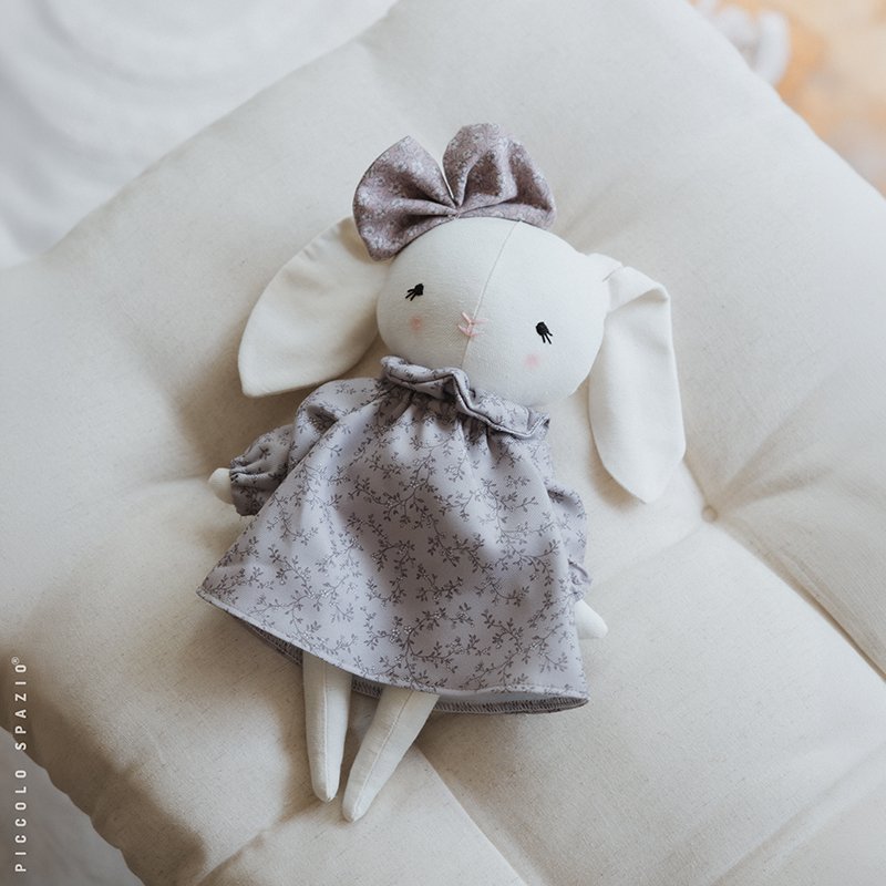 Lily Coneja