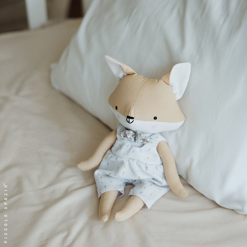Sam Foxy Sam Foxy